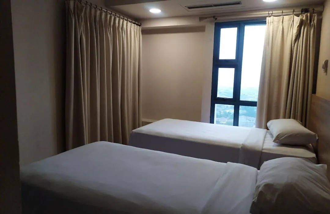 Grand Tropic Suites Hotel-1